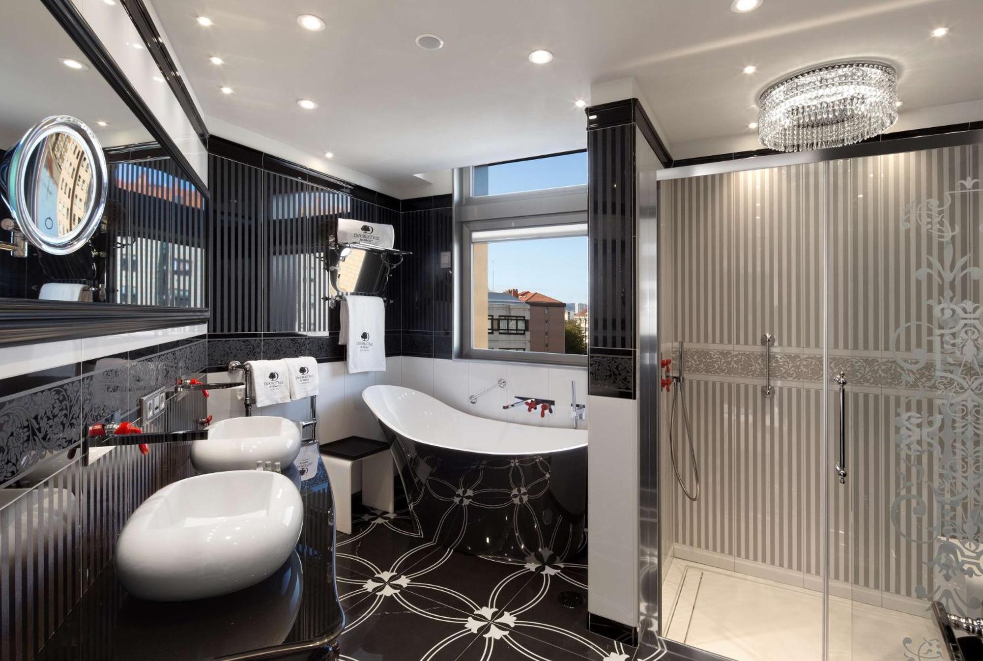 Doubletree By Hilton A Coruña Buitenkant foto